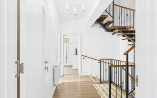 Casa familiala 5 camere, 4 bai, complex nou, Otopeni - Poză 5