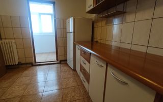 3 Camere, Decomandat Nicolina / Prima Statie din Podu Ros - Poză 10