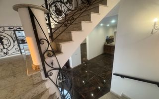 Spațiu de închiriat ultracentral – ideal pentru afacerea ta! - Poză 6