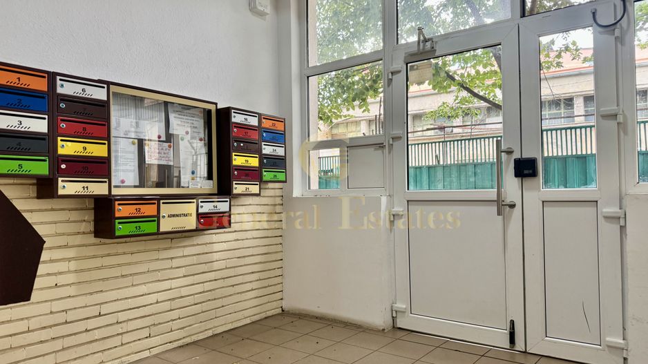 Spre Vânzare apartament cu 3 camere, în Centru, Păcurari - Poză 18