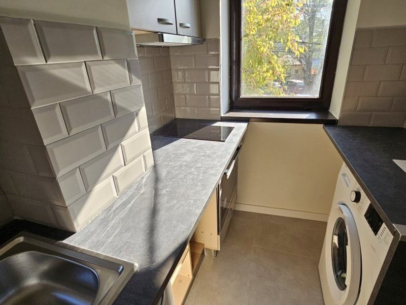 Apart 2camere , 2 bai si terasa zona 1Mai/ Domenii - Poză 16