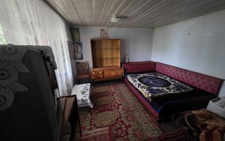 Case tradiționale în Scoposeni, comuna Gorban - 2 locuințe pe teren de 2400 mp - Poză 8