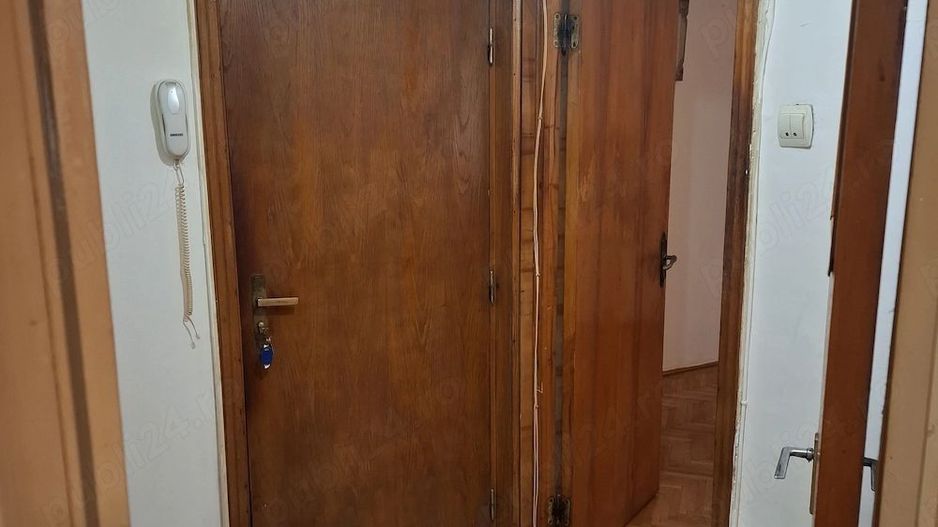 Vanzare Garsoniera Vitan | 40 mp | Parter Inalt cu Balcon si Scurgere Separată - Poză 9