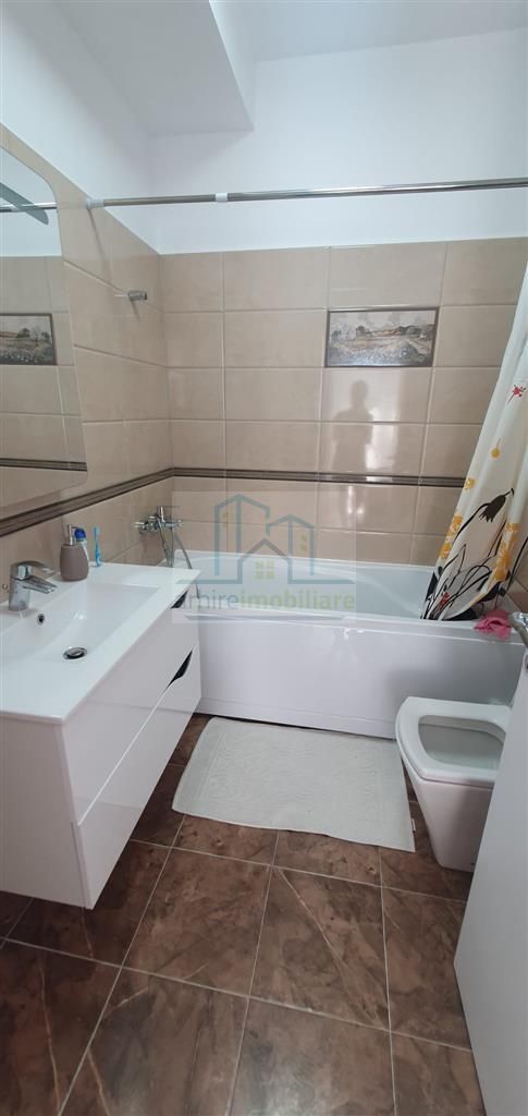 Inchiriere apartament 3 camere - Poză 15