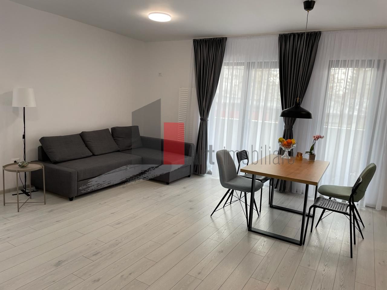 Apartament cu 2 camere de inchiriat-Aparatorii Patriei-centrala+loc de parcare - Poză 1