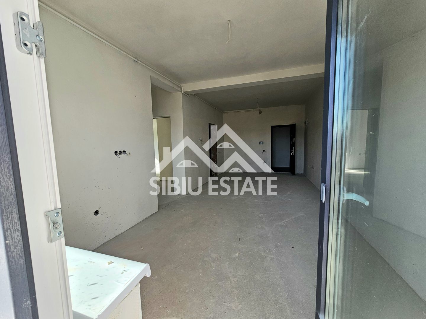 Apartament 3 camere, 2 bai, Sibiu Selimbar - Poză 5