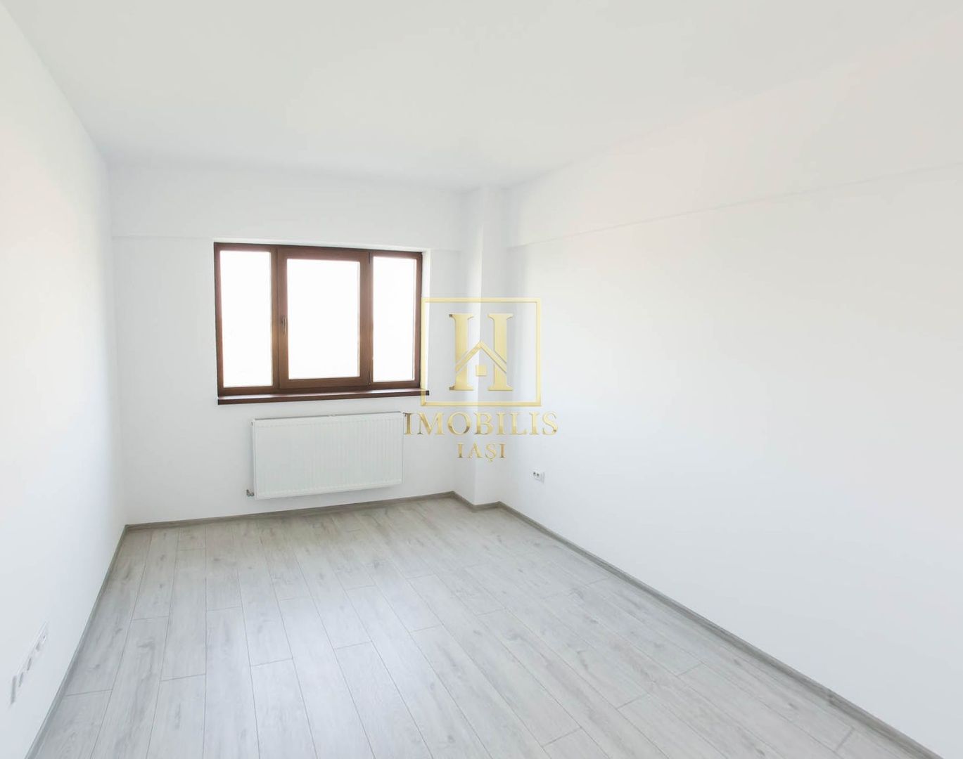 Apartament 2 camere decomandat NOU intabulat Bucium 95000 euro - Poză 1