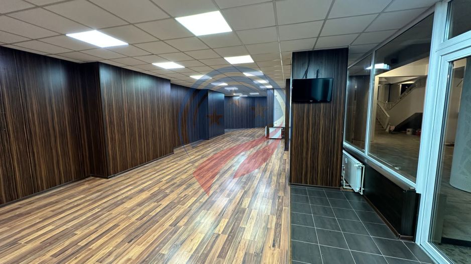 Spațiu comercial de închiriat – Ultracentral, Craiova/Mercur - Poză 13