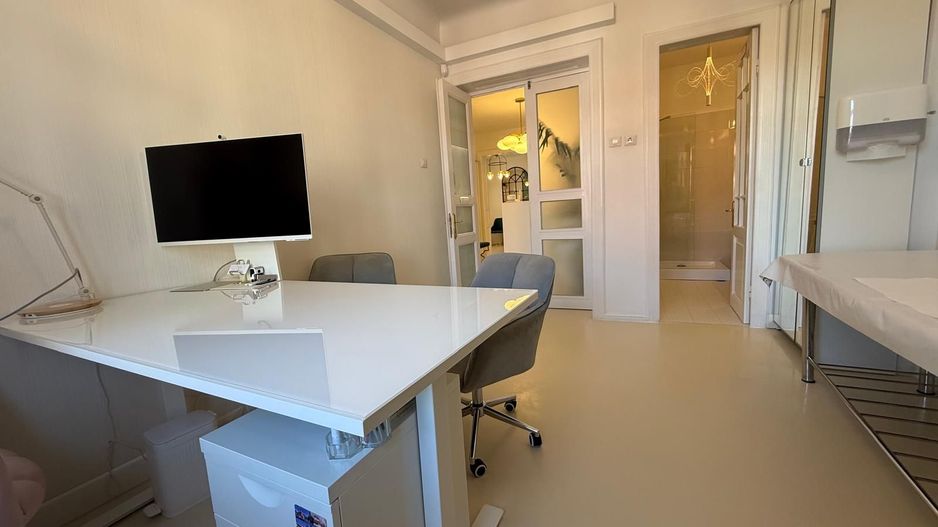 Apartament 4 camere în vilă I Cotroceni I Renovat complet I - Poză 7