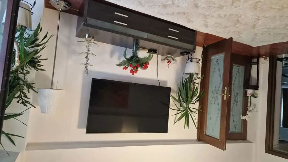 Apartament 3 camere Decebal, spatios 98 mp, vedere mixta, etaj 5 - Poză 2