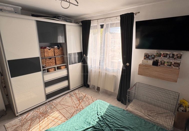 Apartament decomandat, renovat complet, mobilat, parcare inclusă. - Poză 5