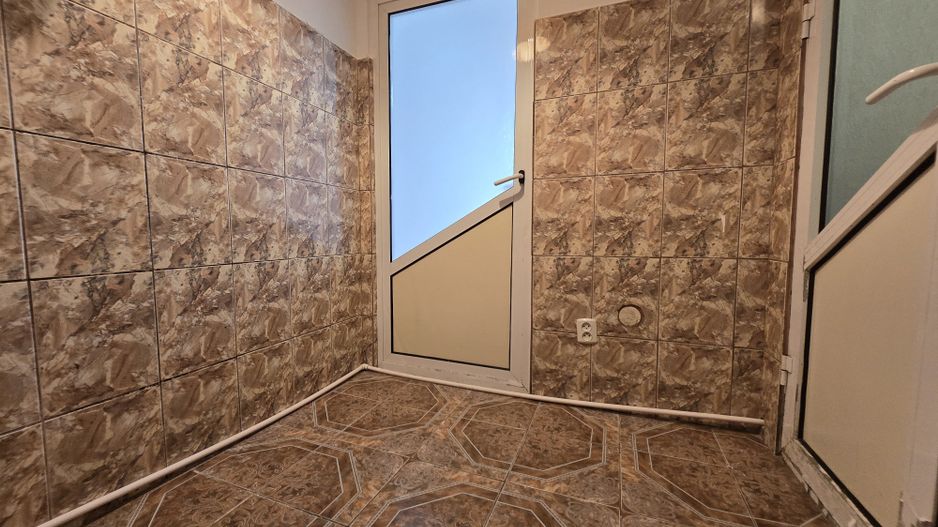 CET - Garsoniera | piata Cet | libera | etaj 3 - Poză 9