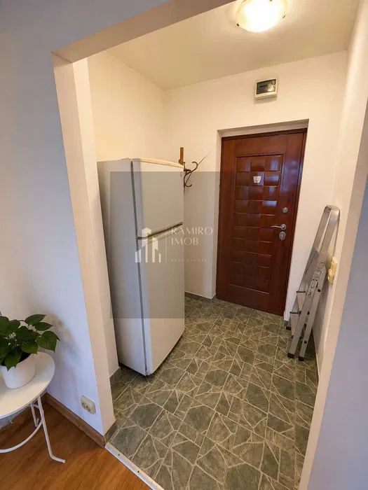 Garsonieră cu Balcon | Titan / Balta Albă | Metrou & ParkLake /10 min - Poză 1