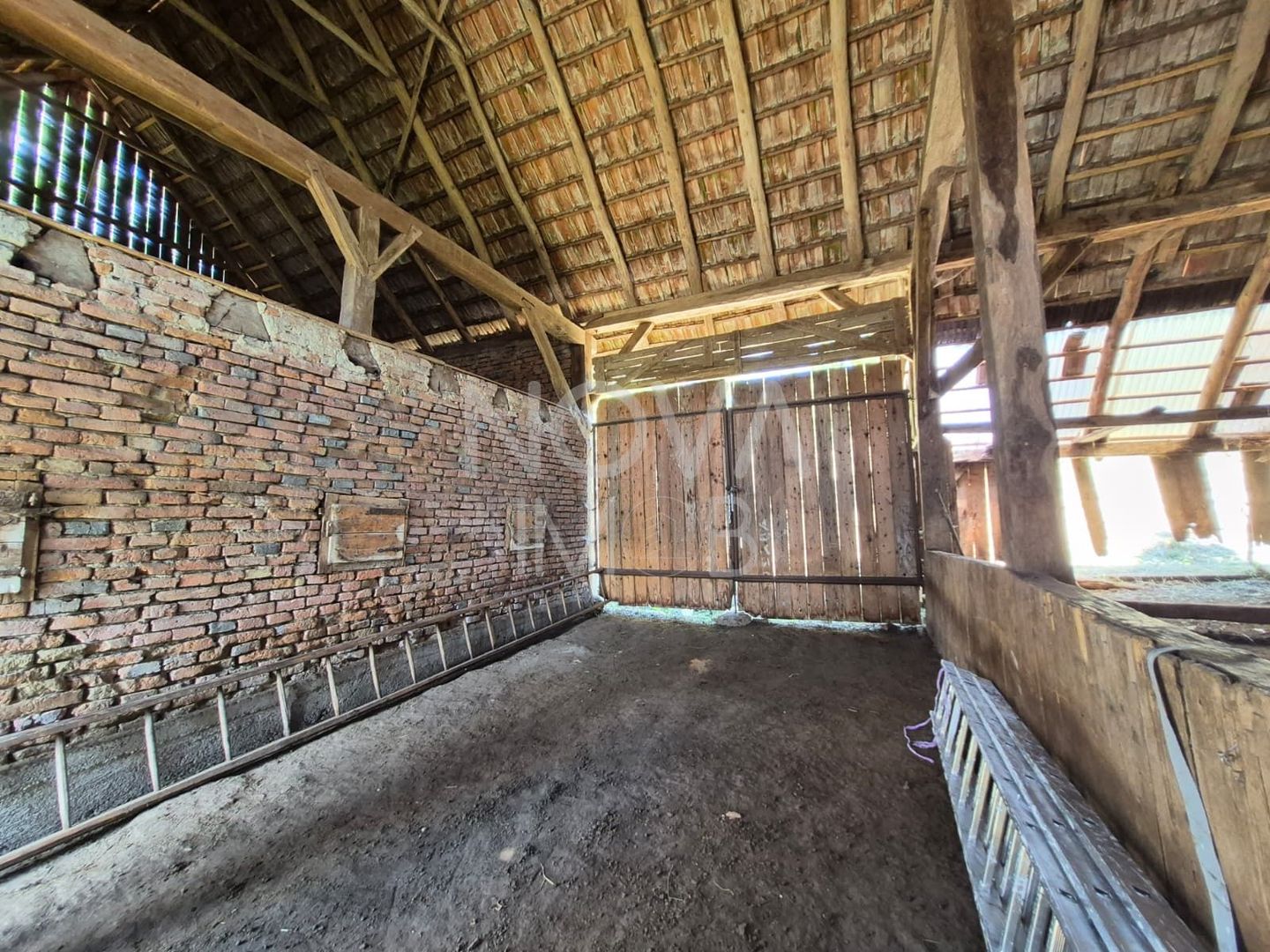 Casa individuala cu teren generos – 8.356 mp – Tichindeal, jud. Sibiu - Poză 41