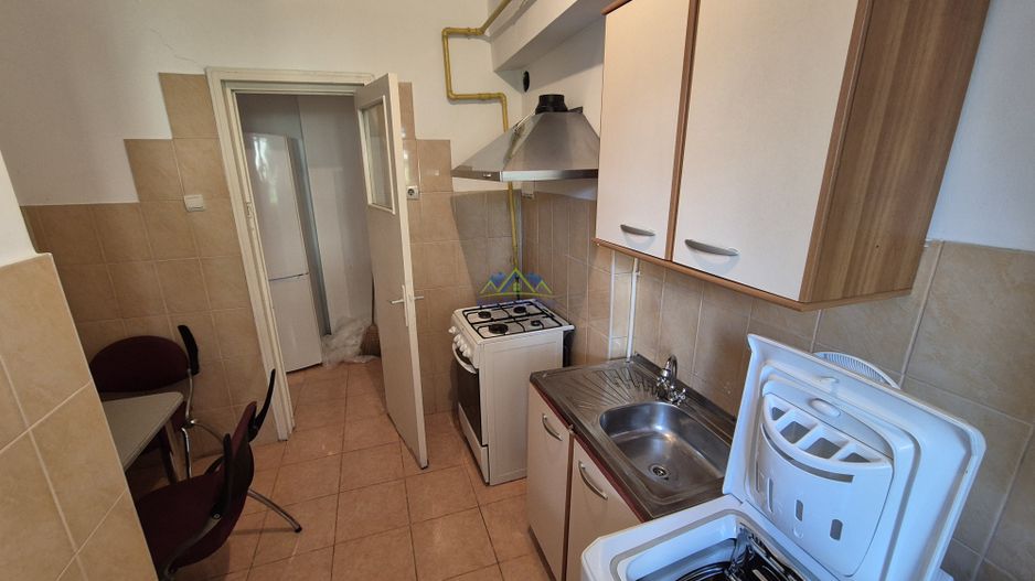 Inchiriez apartament 3 camere zona Gara-Avram Iancu, parter, mobilat! - Poză 3