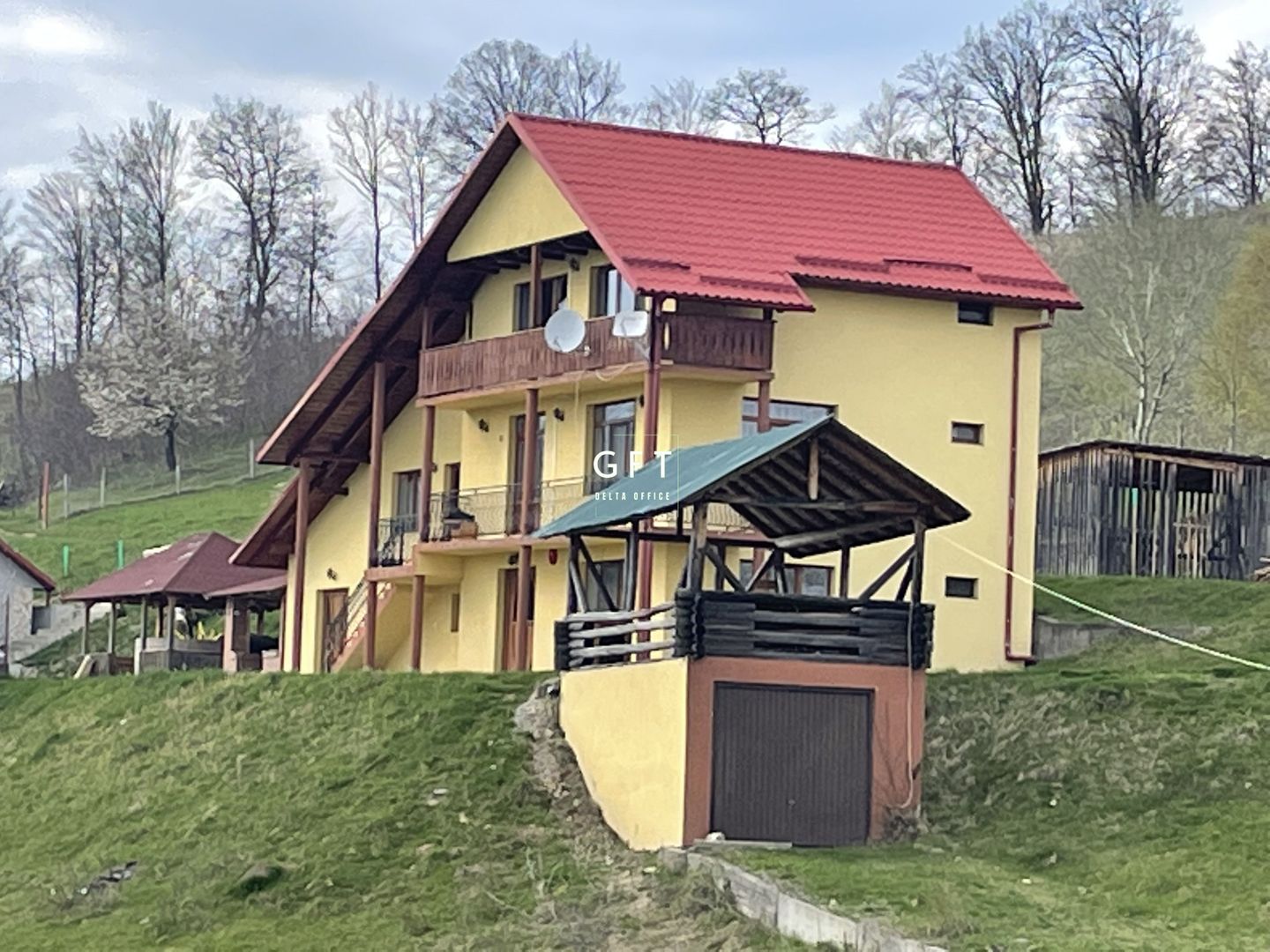 CABANA/PENSIUNE LA 25 MINUTE DE COLIBITA! PLATA IN RATE!!! - Poză 4