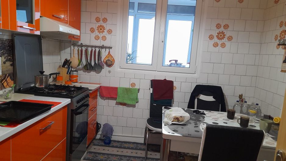 Apartament 3 camere zona Dristor - Rm Sarat - Poză 5