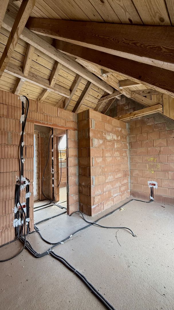 PROIECT DEOSEBIT CU GARAJ- LA ROSU - Poză 7