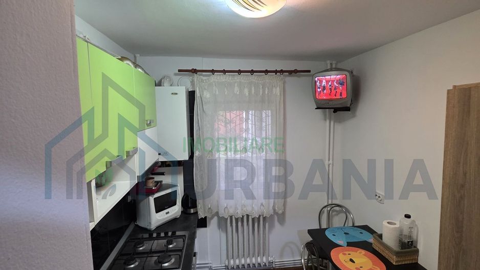 Apartament 2 camere, decomandat, Cantă-Păcurari, la bulevard, parter înalt - Poză 6