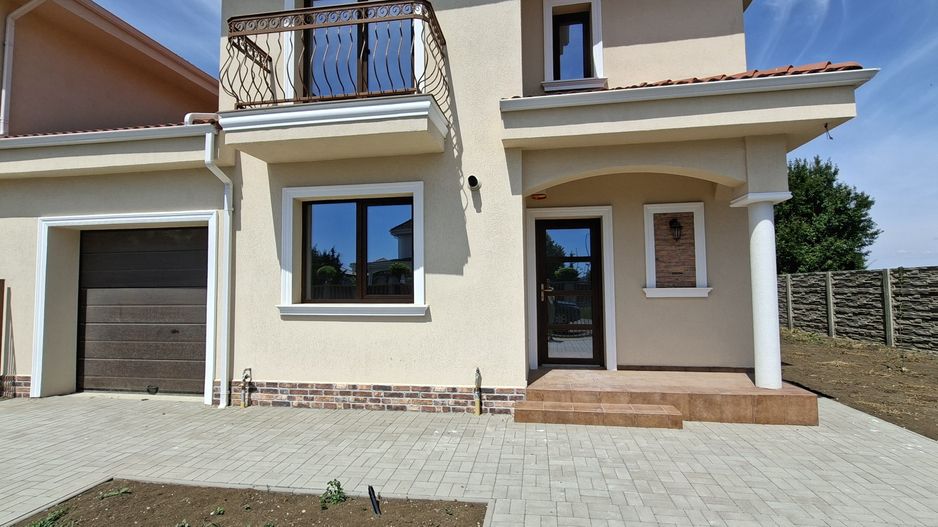 Caa individuala cu garaj in Dumbravita - Poză 2