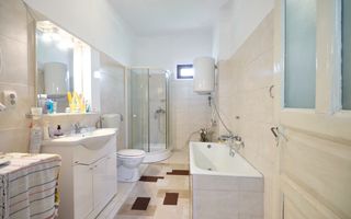 Casa Valea Mare Pravat (Campulung-Arges ) - farmec interbelic - Poză 6