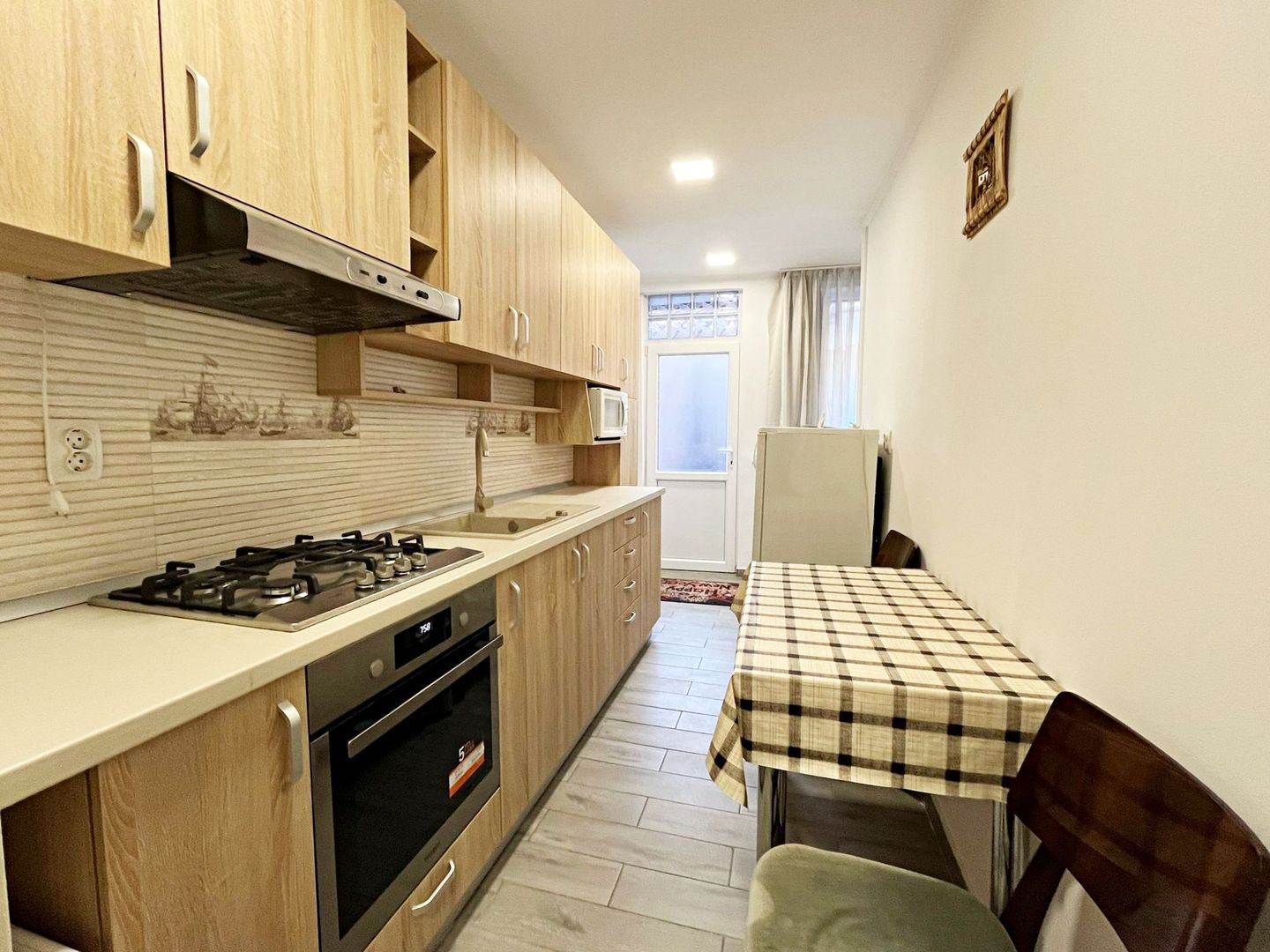 Apartament 1 camera de vânzare in zona Centrala, Oradea - Poză 3