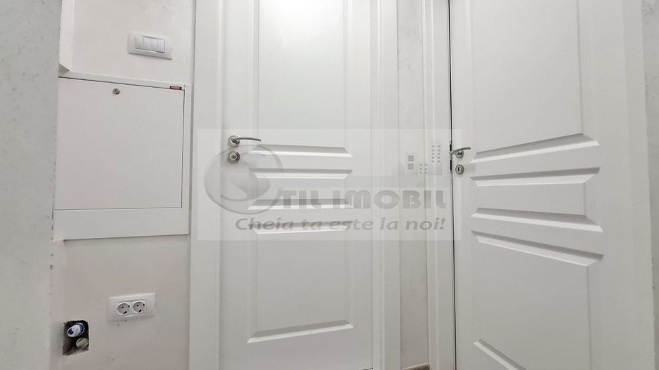 Liber, apartament 2 camere, 53 mp, Nicolina - Belvedere, baie cu geam - Poză 9
