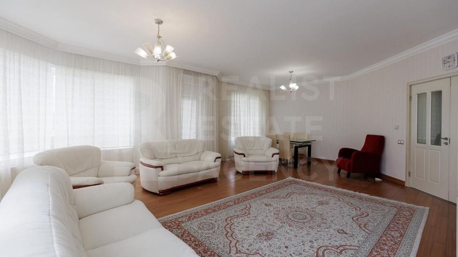 Chirie, apartament, 4 camere, str. Bucureşti, Centru - Poză 12