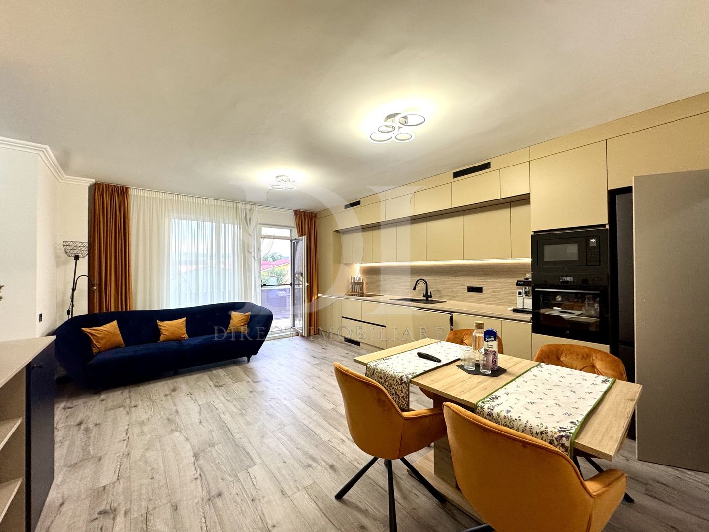 Apartament la cheie / etaj intermediar / Zona Parcul Poligon - Poză 2