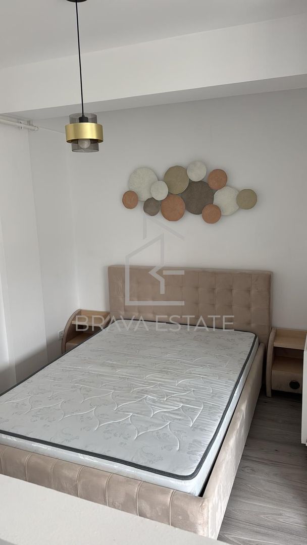 Apartament o cameră, 37mp, balcon, parcare subterană , zona Terra - Poză 9
