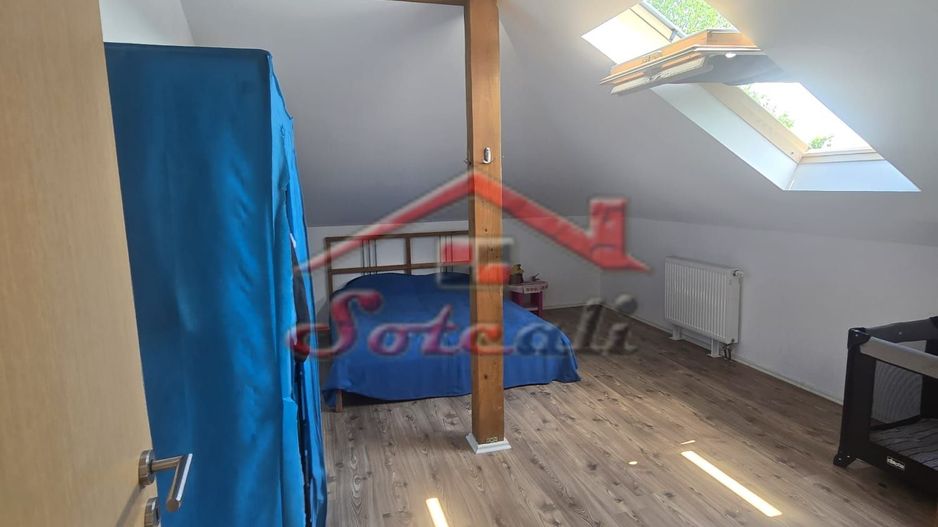 Vila de vanzare in Cornu ( Cornu de Sus) - teren 3300 mp - Poză 11