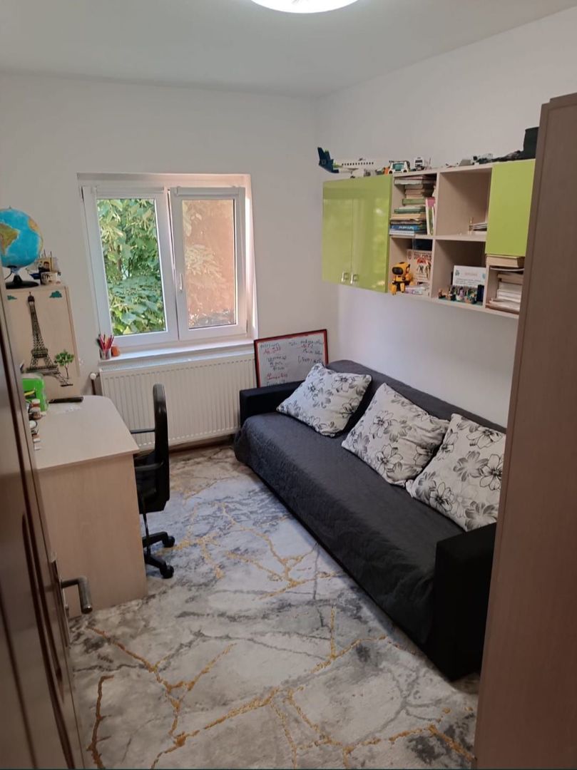 Vând apartament 3 camere MICRO 17 - Poză 2