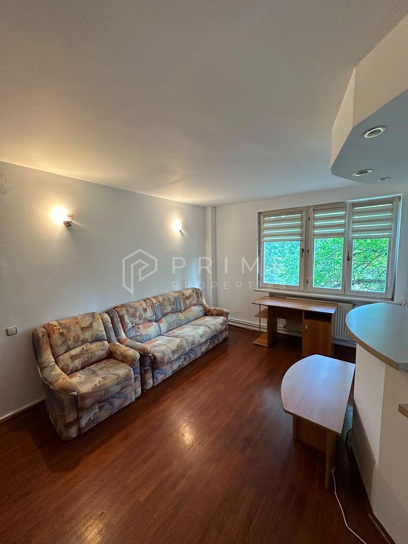 DE ÎNCHIRIAT: Apartament cu 3 camere | Cartierul Cornișa (Zona Zambara - Poză 7