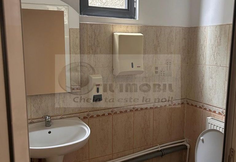 Spațiu de birouri modern Targu CUCU -1100 EURO - Poză 10