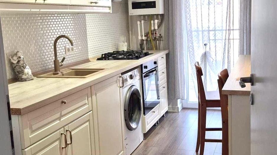 🏡 Închiriez Apartament cu 2 camere, terasă 30 mp, parcare privată, Dristor - Poză 3