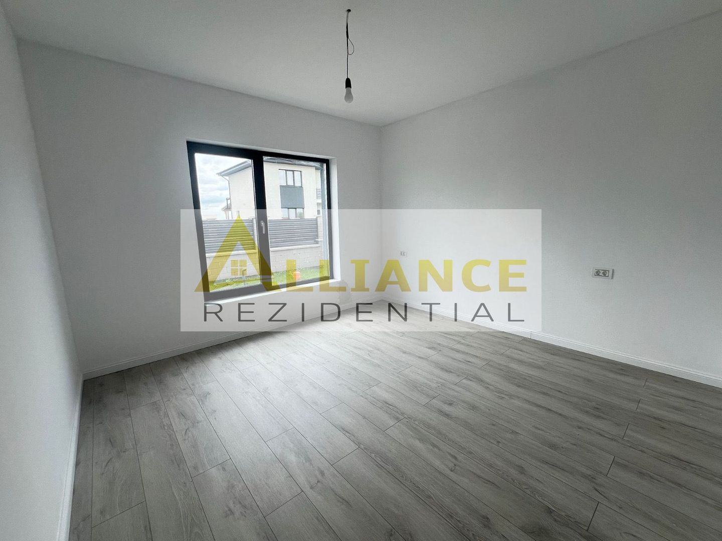 Casa 3 camere 80mp Berceni - Poză 5