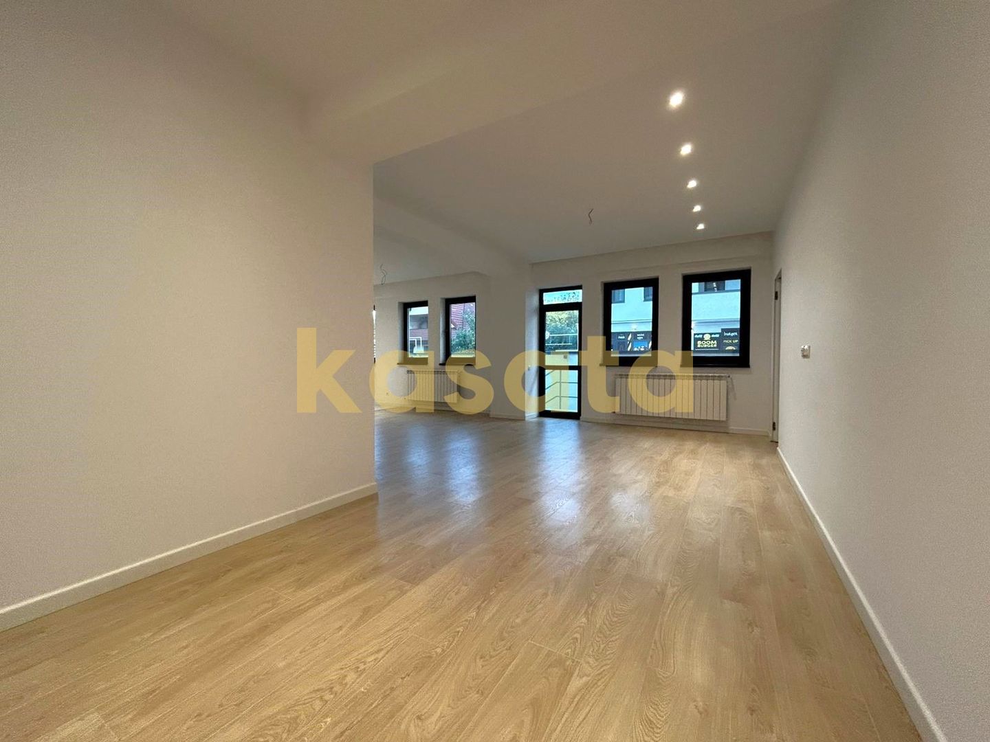 Apartament 3 camere spațios | curte 126mp și parcare inclusă | Șisești - Poză 10