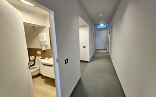 Clădire istorică ultracentrală, PUB + 13 birouri, S+P+M, renovată 2024 - Poză 21