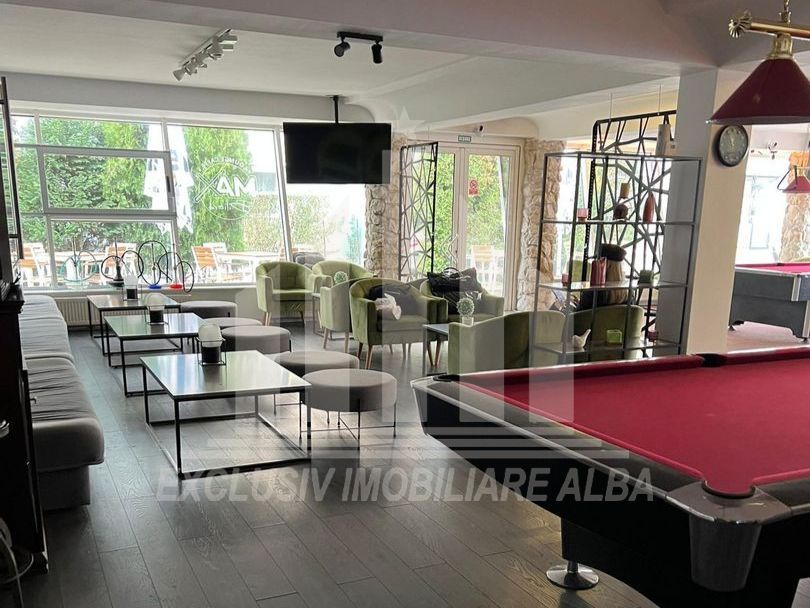 Spatiu comercial | De vanzare | 206 mp | Cetate - Poză 1