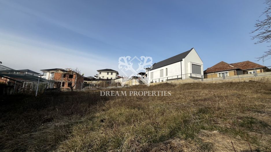 Teren intravilan cu autorizatie de construire, Dezmir - Poză 1