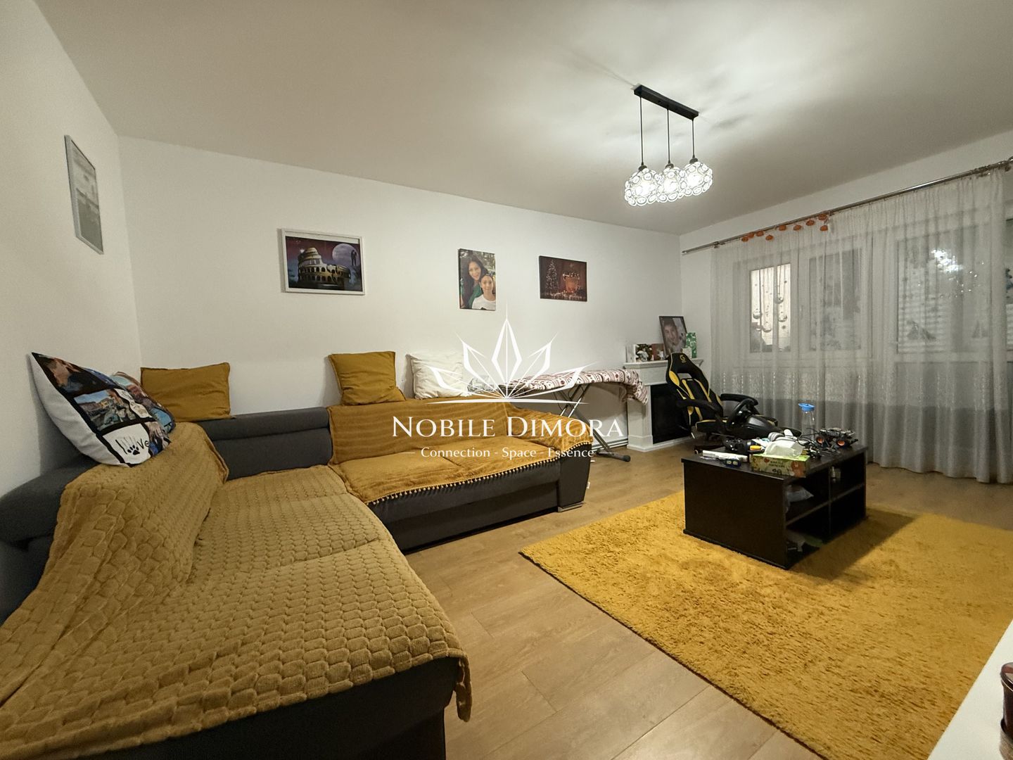 Apartament cu 3 camere de vanzare - 2 balcoane - zona Bucovinei - Poză 2
