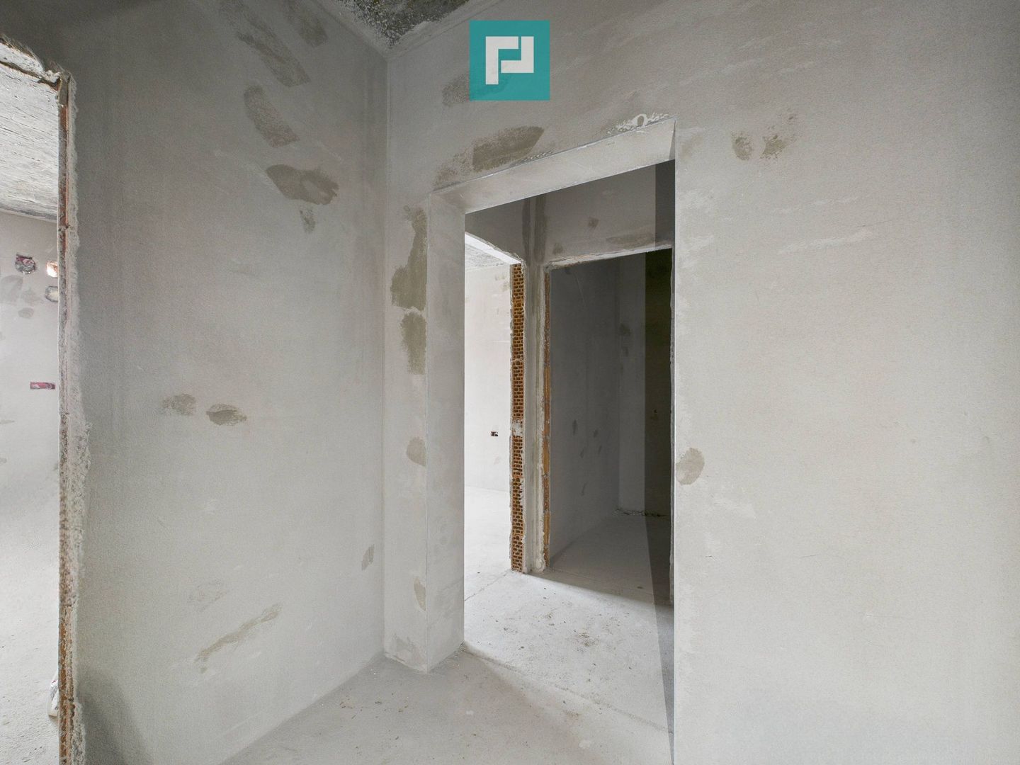 Apartament 3 camere cu curte proprie în Giroc - Poză 7