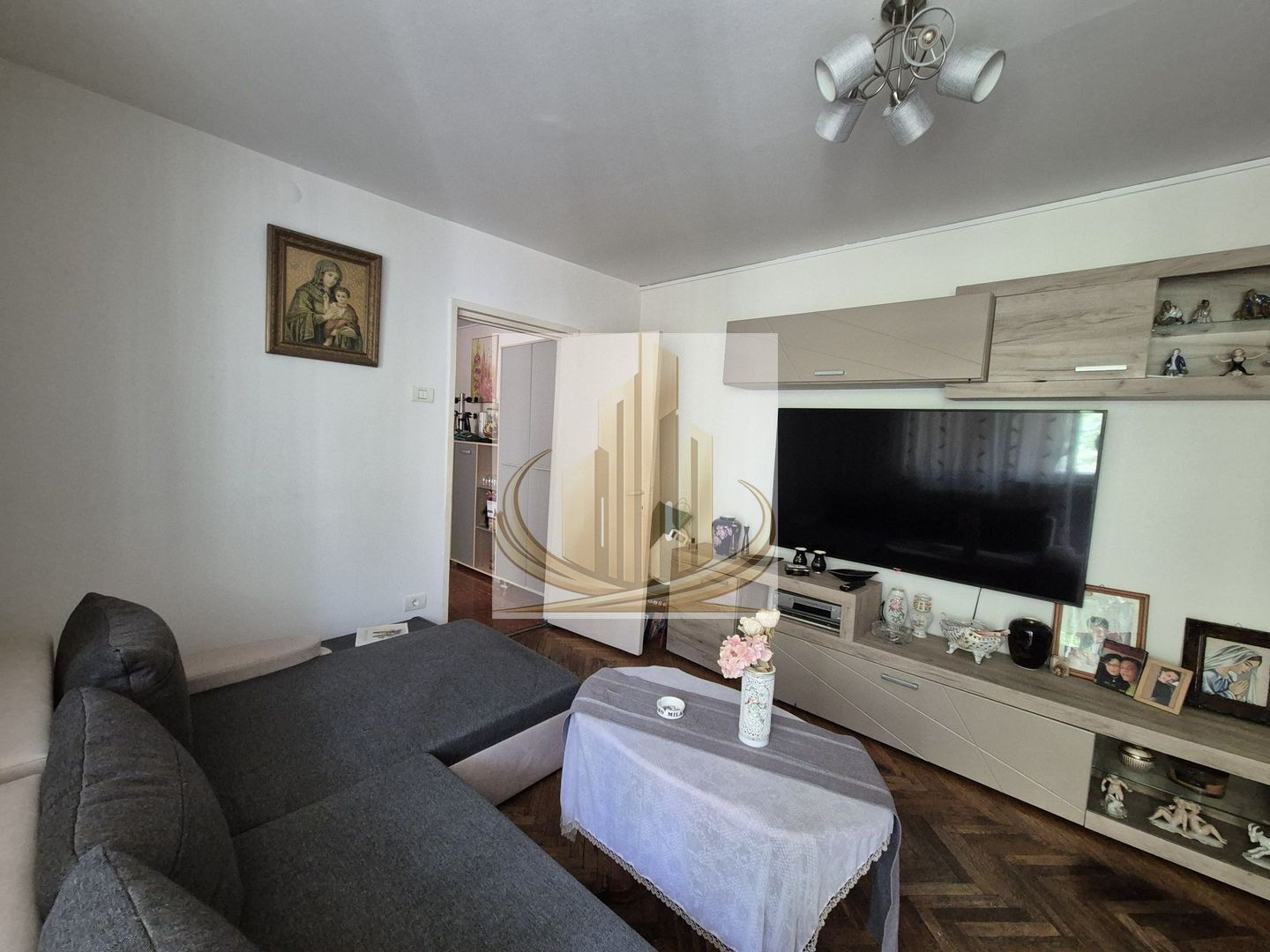 Apartament 3 camere, 63 mp, etaj 1, balcon și boxă – Zona Circumvalati - Poză 2
