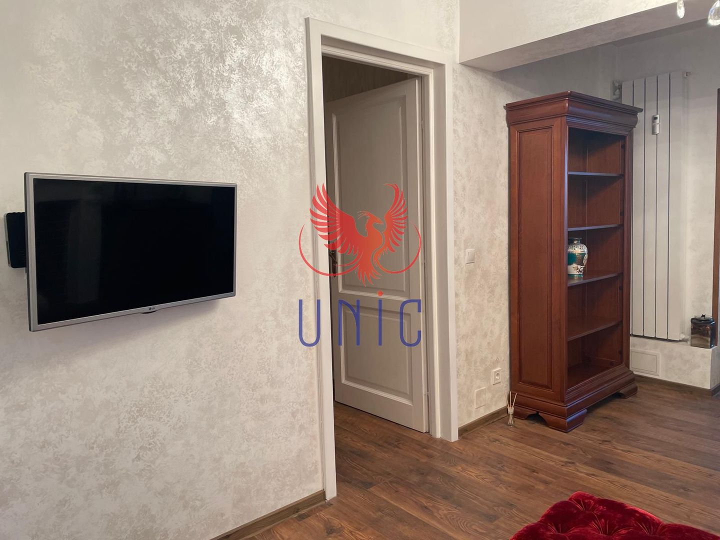 Proprietate deosebita, in inima orasului - Poză 10