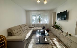 Apartament 2 camere | Etaj 3 | Zona Micro 16 - Poză 1