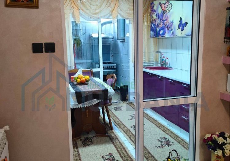 Inchiriez apartament 3 cam Frumoasa - Poză 1