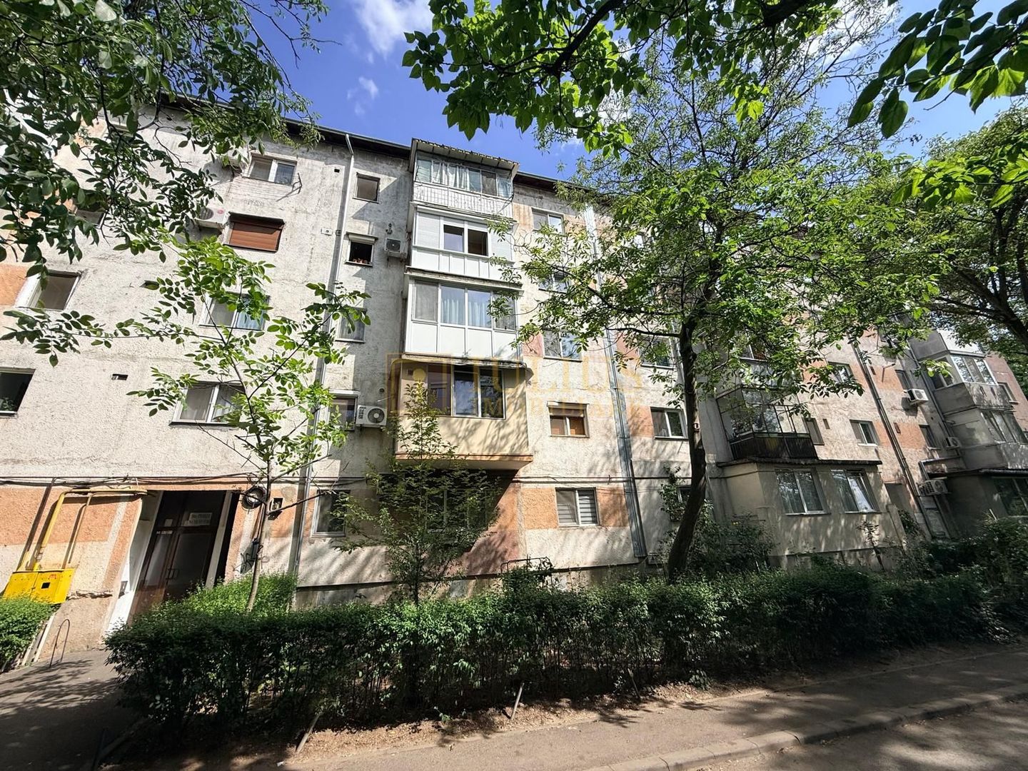 2 camere| zona Lipovei| centrala proprie| apartament frumos| - Poză 14
