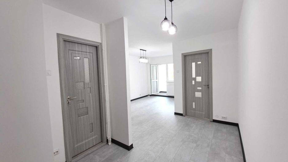 Garsoniera renovata de vanzare Lujerului Militari Veteranilor - Poză 1