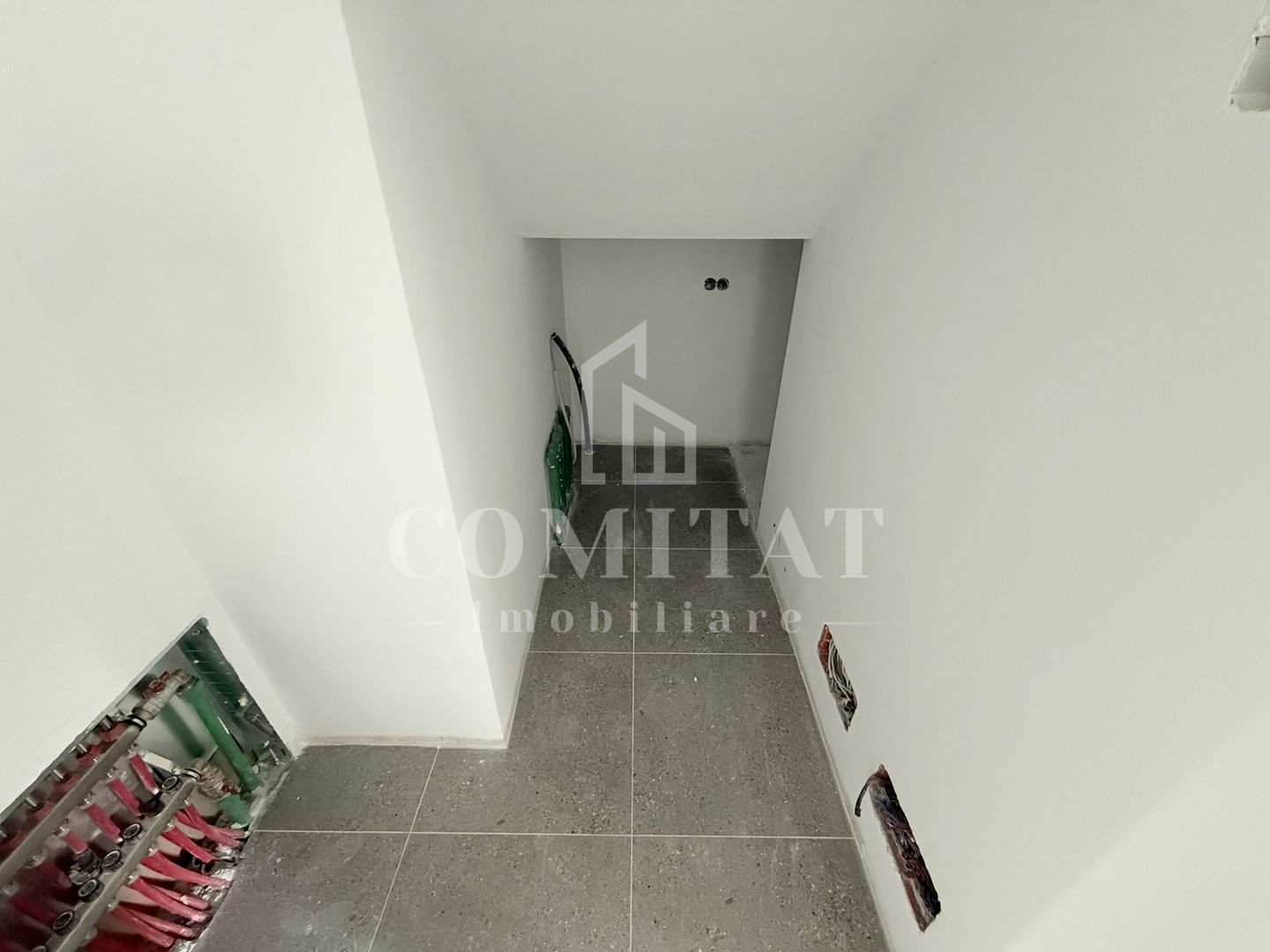 Casă individuală cu 699 teren la preț bun Chinteni - Poză 17