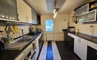 Etaj 2/Apartament 4 Camere/Decomandat/2Bai/81mp! - Poză 1